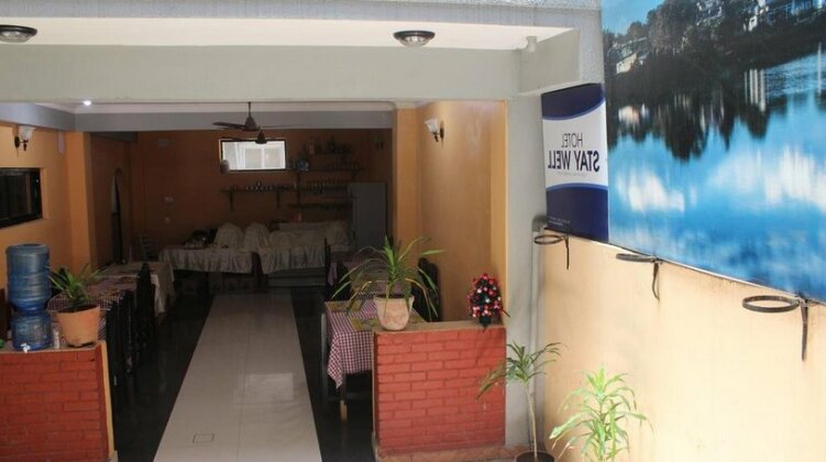 OYO 143 Hotel Stay Well - Photo2