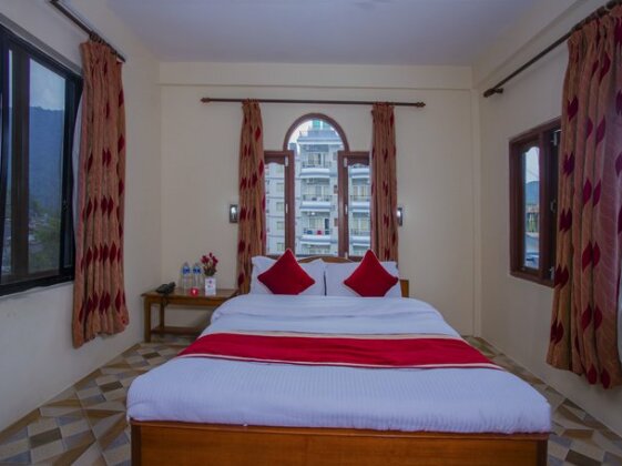 OYO 223 Hotel Bien Venue - Photo2