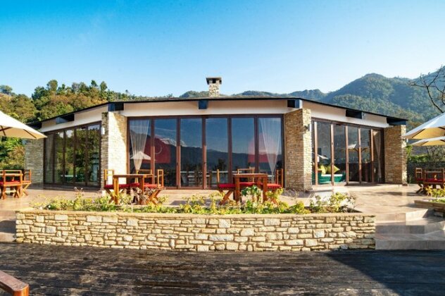 The Pavilions Himalayas Lake View - Photo4