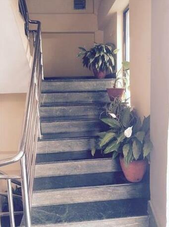 Tourist Hostel Pokhara - Photo2