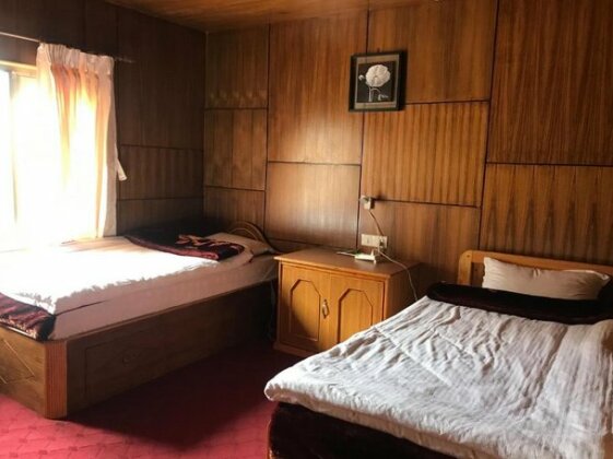 Rivendell Lodge - Photo2