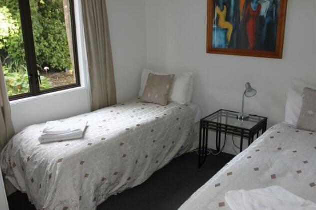 Akaroa Village Inn - Photo2