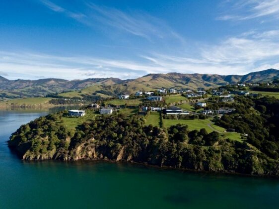 Hector's Tiny House - Akaroa Holiday Home