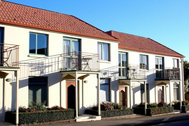 Les Troupes Apartments - Photo2