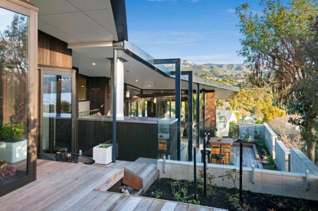 Newton Heights - Photo2