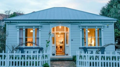 The Villa Akaroa - Akaroa Holiday Home