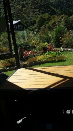 The Red Shed Anakiwa - Photo4