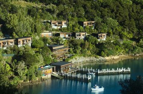 Bay of Many Coves - Photo2