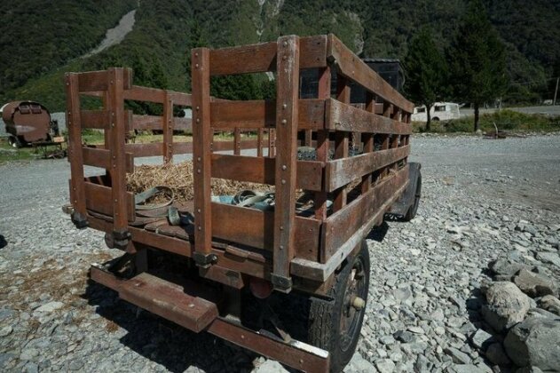 Otira Stagecoach Hotel