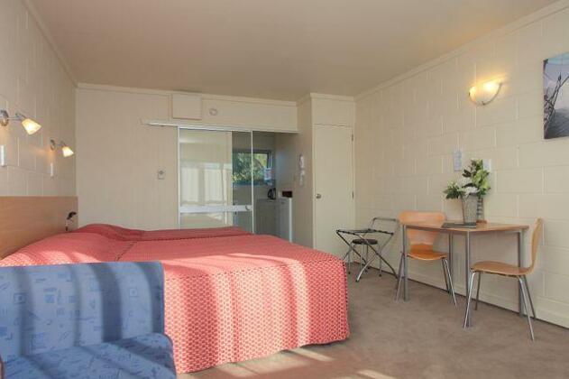 Taylors Motel - Photo4
