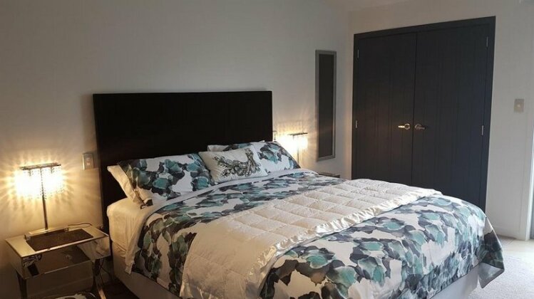 Ahuru Bed and Breakfast - Photo5