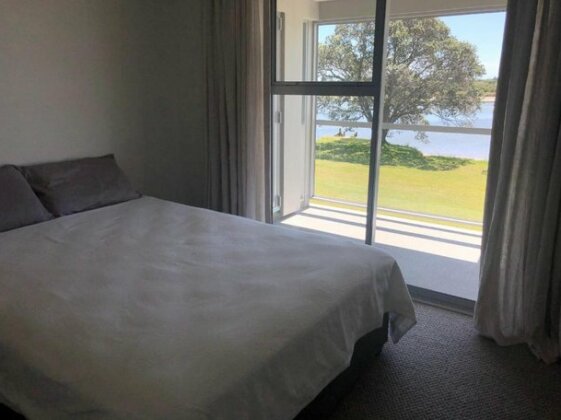 Athenree Beach House - Photo3