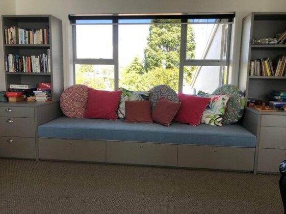 Athenree Beach House - Photo4