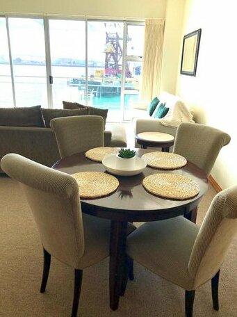 1br Princes Wharf Apartment With Fabulous Views - Photo5