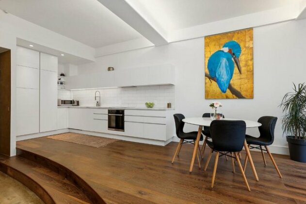 2 Bedroom Britomart Beauty - Photo5