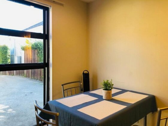 ARent - 2 3 Bedroom Houses - Photo4