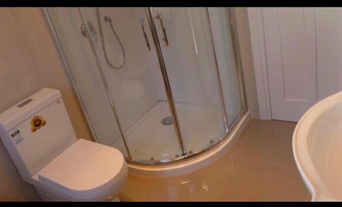 ARent - 2 3 Bedroom Houses - Photo5