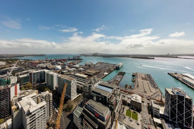 Auckland Harbour Suites - Photo2