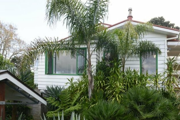 Bay Cottage Auckland - Photo2