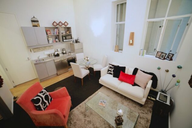 Bohemian Studio Hideaway - Photo2