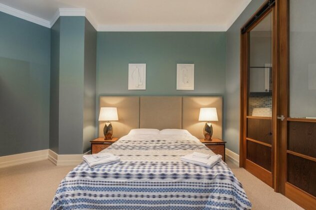 Bright and Breezy One Bedroom Apartment - Photo5