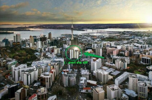 City Views - Auckland Holiday Apartment - Photo3