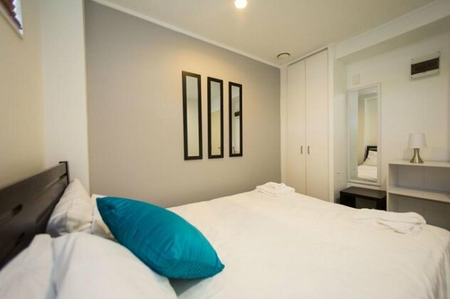 Cosy and Breezy Harbour Views Apartment - Photo2