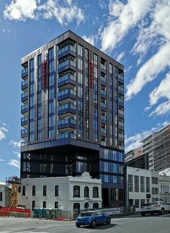 Designed Bright Apartment in Auckland CBD