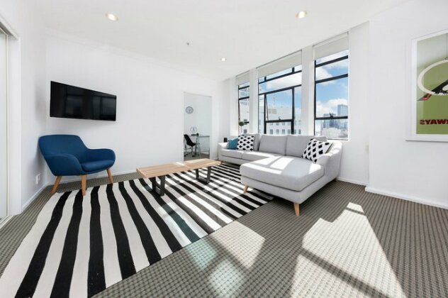 Designer Apartment in Heart of Auckland - Photo4