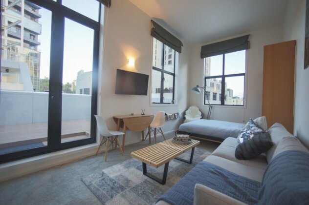 Downtown Penthouse Apartment - Photo5