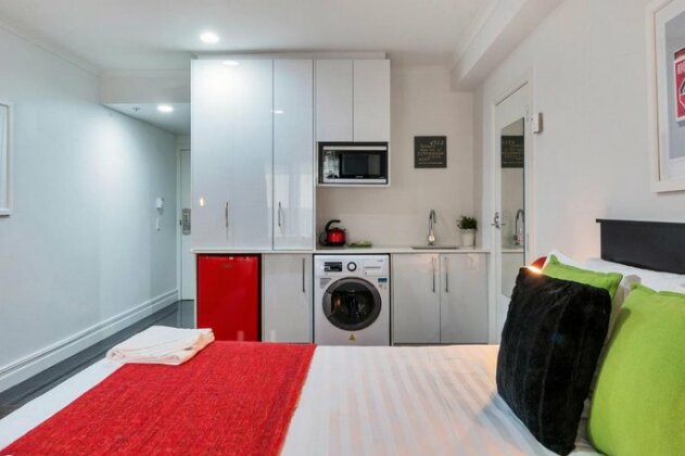 Downtown Studio w/ use of Pool+Gym - Photo4