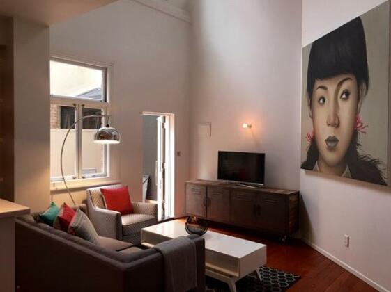 Elegant Central Retreat - Photo4