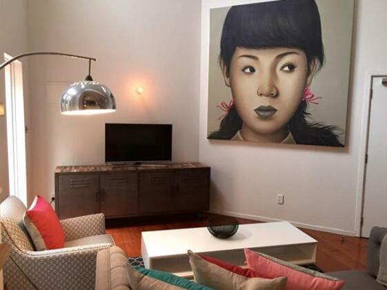 Elegant Central Retreat - Photo5