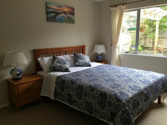 Greenhithe Bed and Breakfast - Photo5