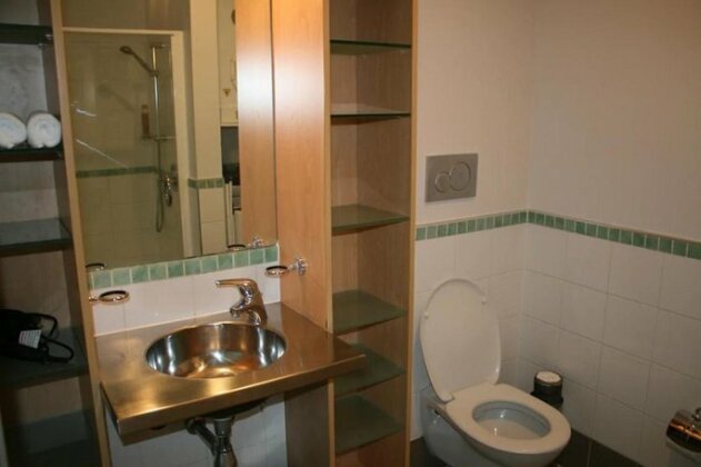 Harbor View Luxury Apartments - Photo4