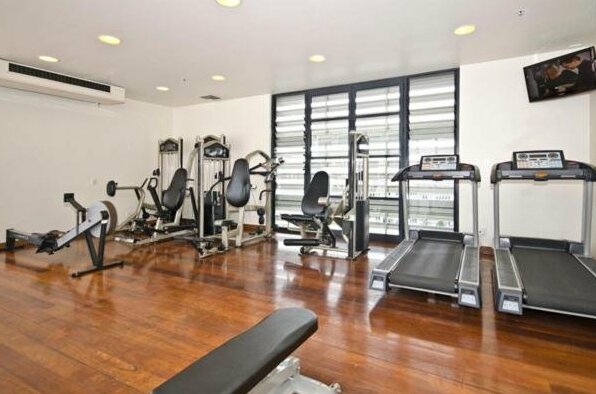 Inner city spacious one bedroom apartment - Photo4