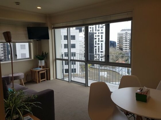 Inner City Two Bedroom Apartment Auckland - Photo4