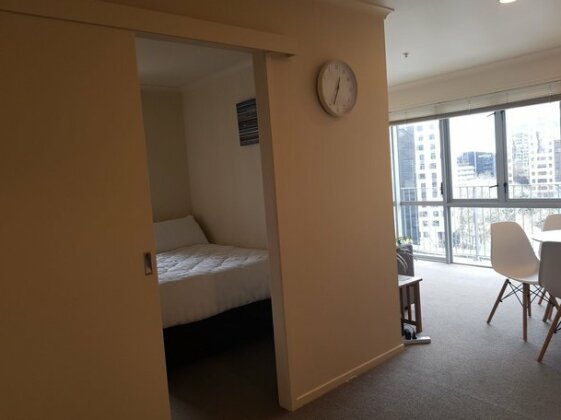 Inner City Two Bedroom Apartment Auckland - Photo5