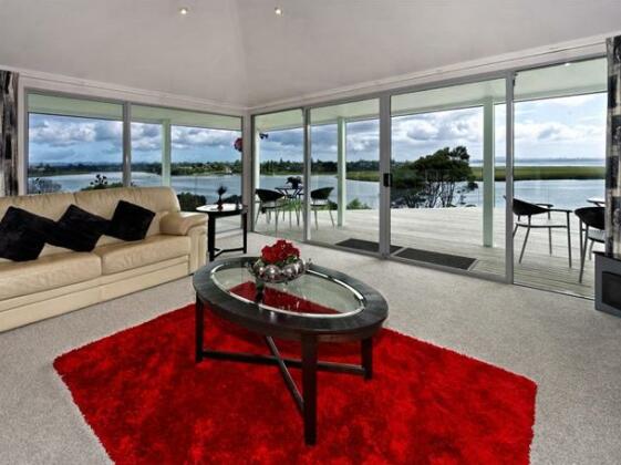Luxury Waterfront Private Residence - Stunning City & Harbour Bridge View - Photo2