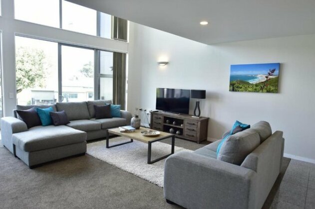Modern Two Bedroom Epsom Apartments - Photo2