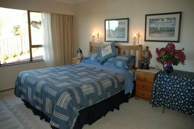 Nautical Nook Bed and Breakfast - Photo3