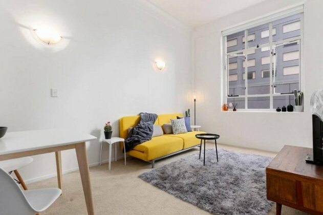 NEW Perfect City Central One Bedroom on Queen St - Photo3
