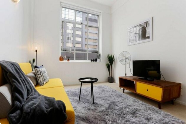 NEW Perfect City Central One Bedroom on Queen St - Photo5