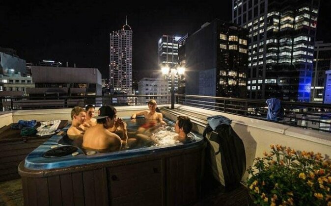 Nomads Auckland Backpackers - Photo2