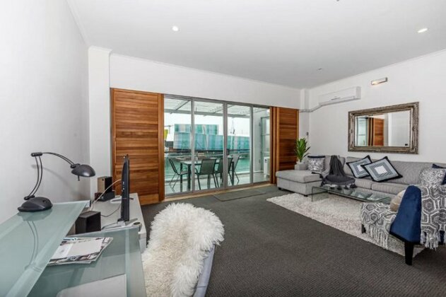 Princes Wharf - Absolute Waterfront & Great Views - Photo4