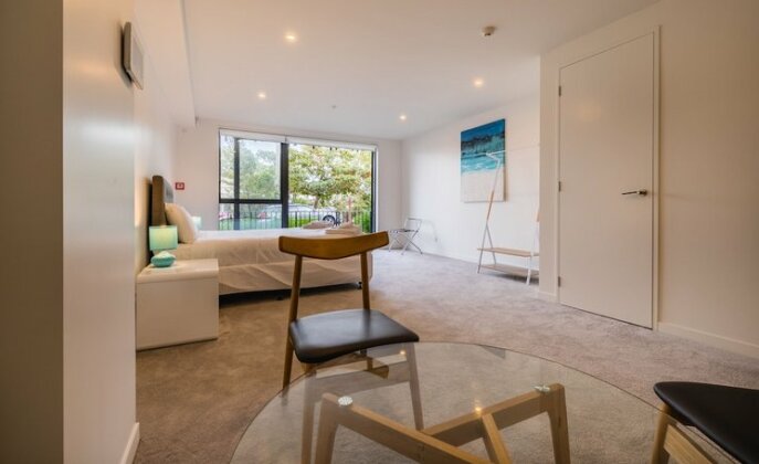 Private 3 Bedroom with Ensuite Bathrooms - Photo4