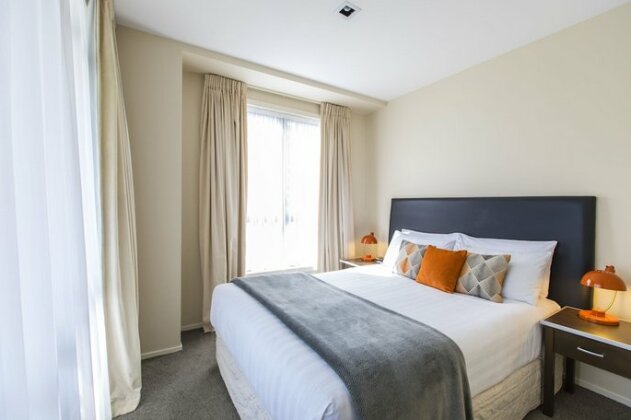 Quest on Queen Serviced Apartments - Photo3