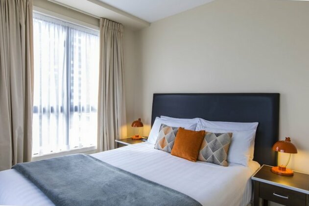 Quest on Queen Serviced Apartments - Photo5