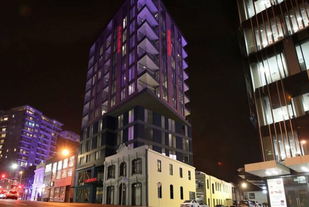 Ramada Suites Victoria - Photo2