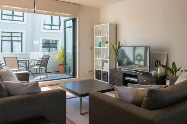 Stylish 2 Bedroom Townhouse in Heart of Ponsonby - Photo3